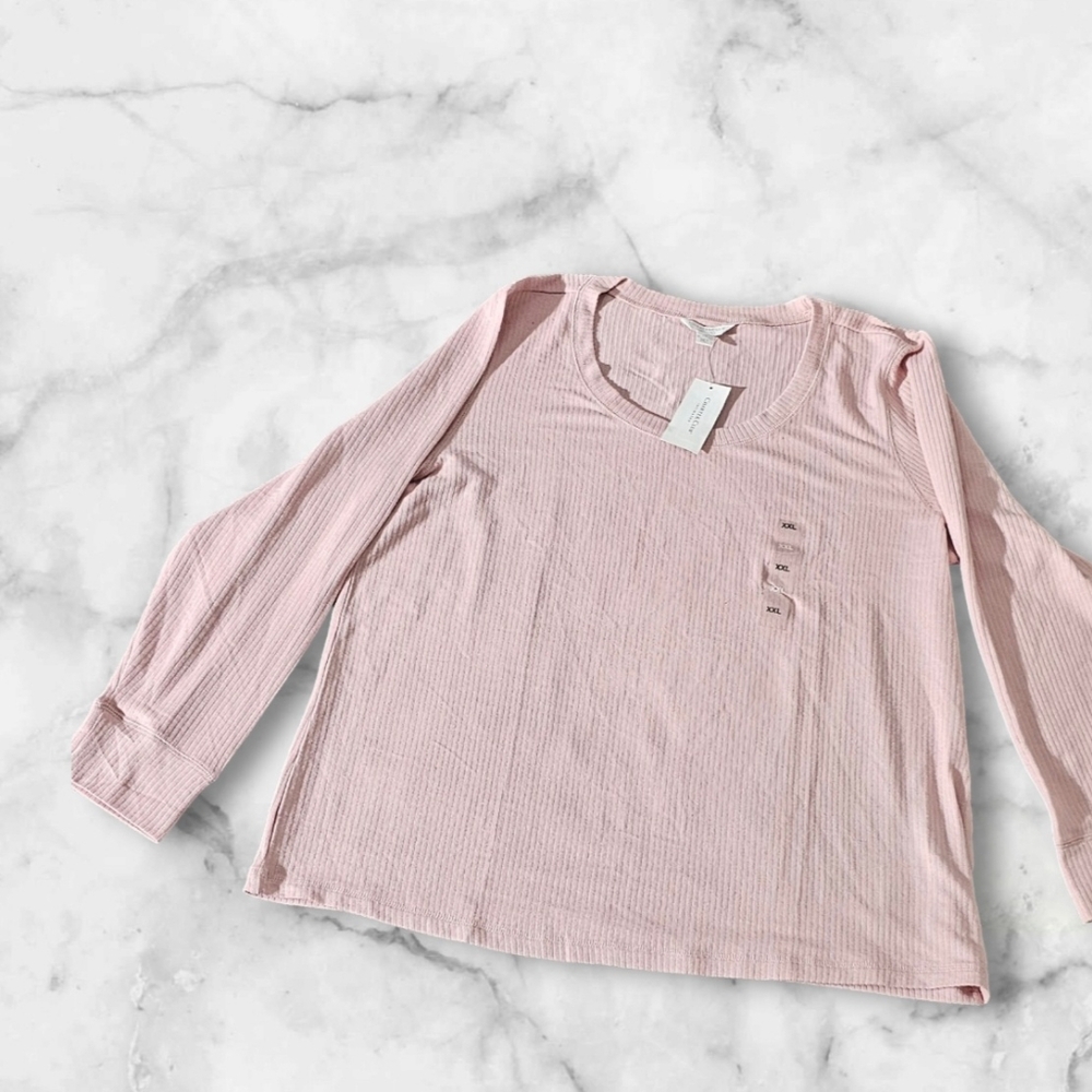 blouse.